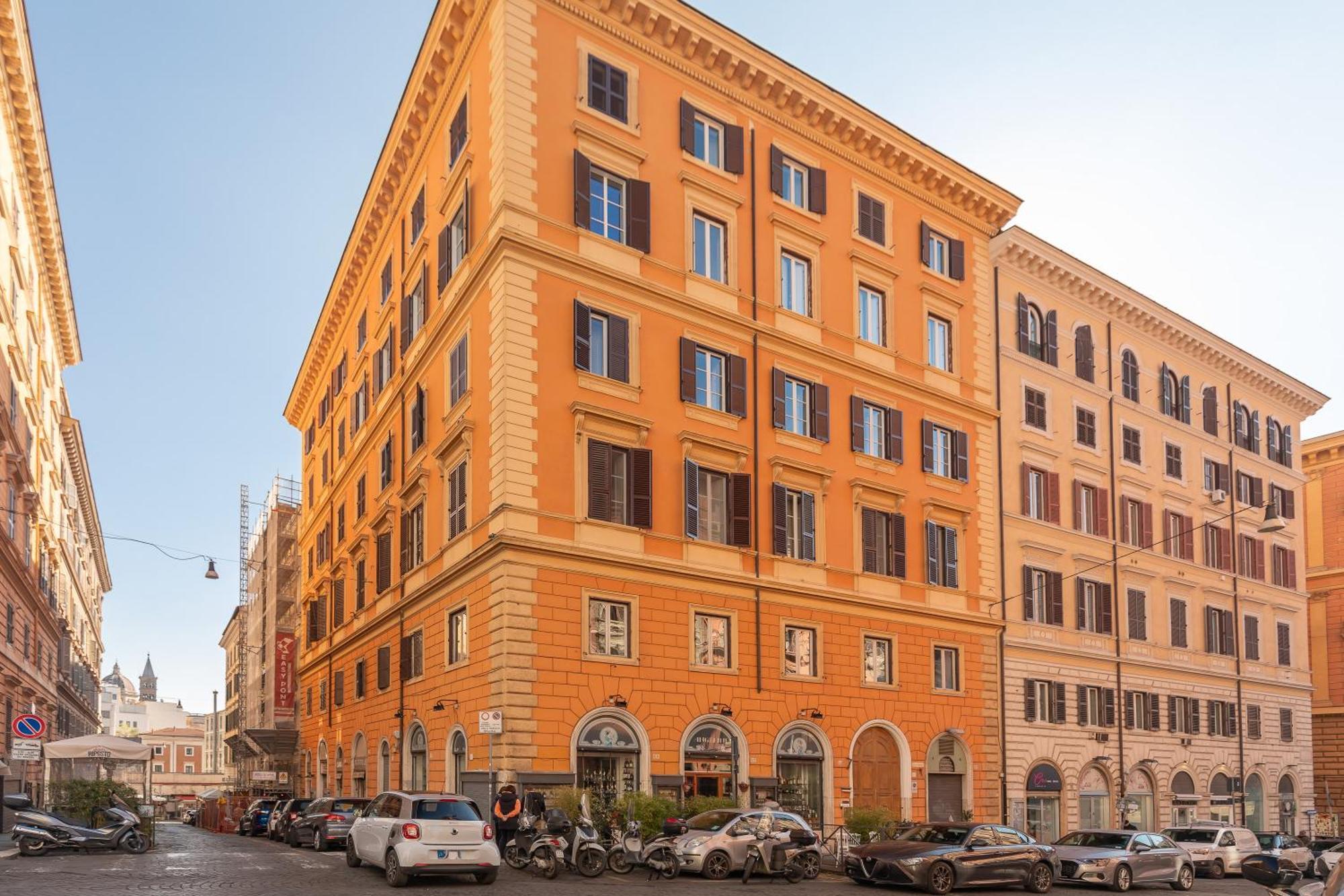 Iflat New Spacious & Classy In Monti * Rom