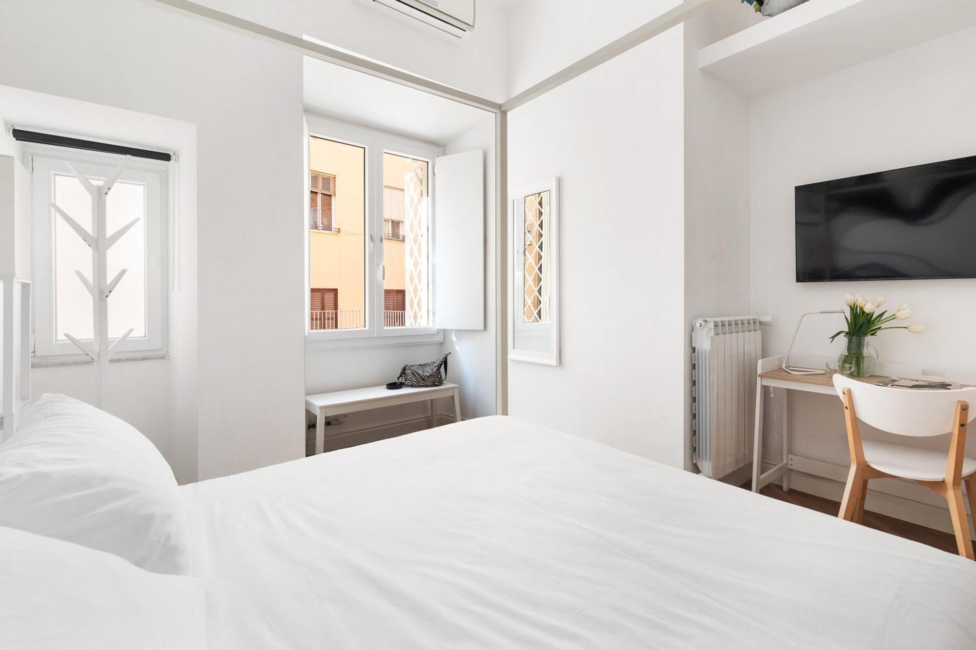 Apartment Iflat New Spacious & Classy In Monti Rom